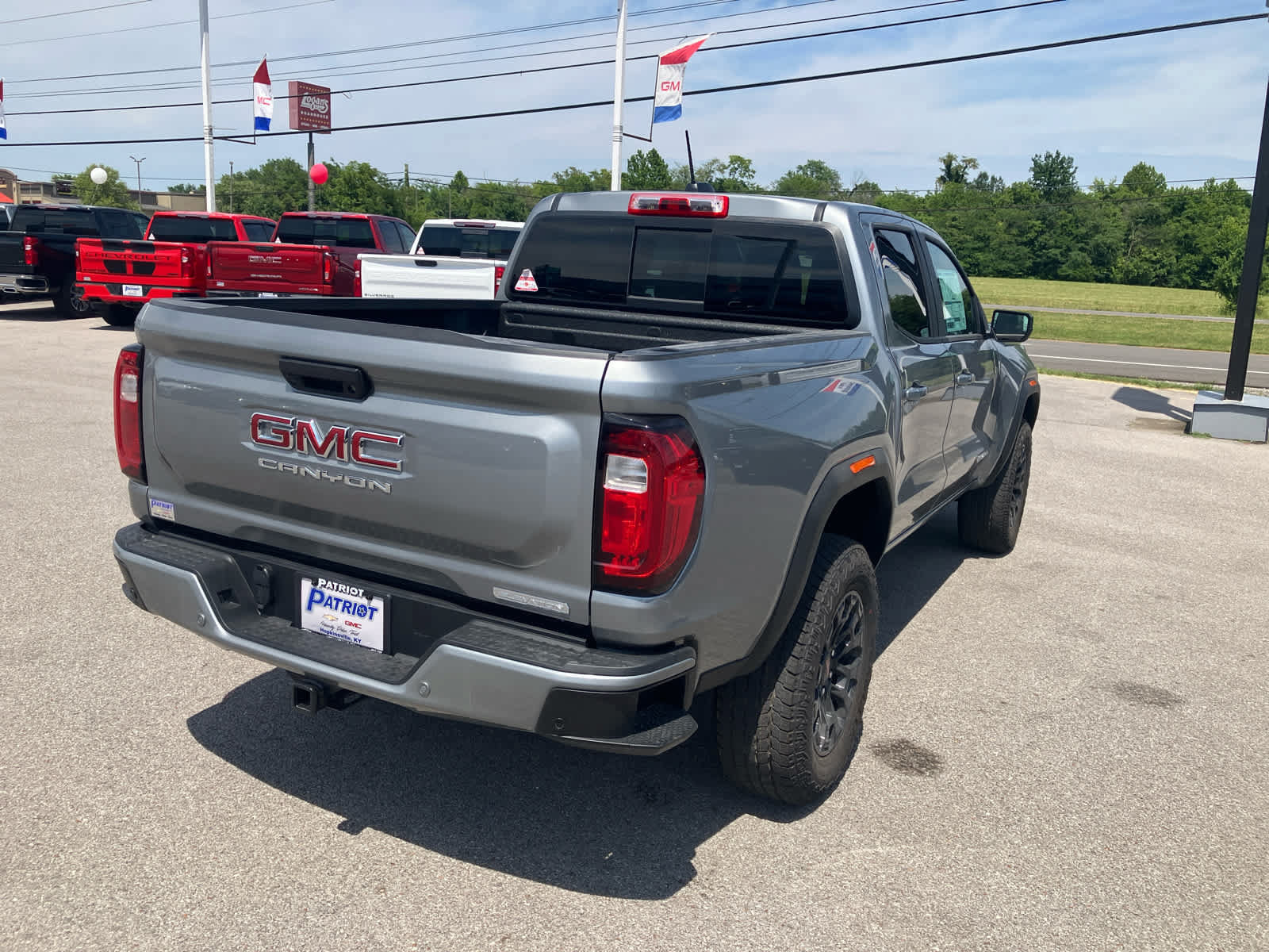 New 2026 GMC Canyon Elevation w/ Convenience Package RWD image 7
