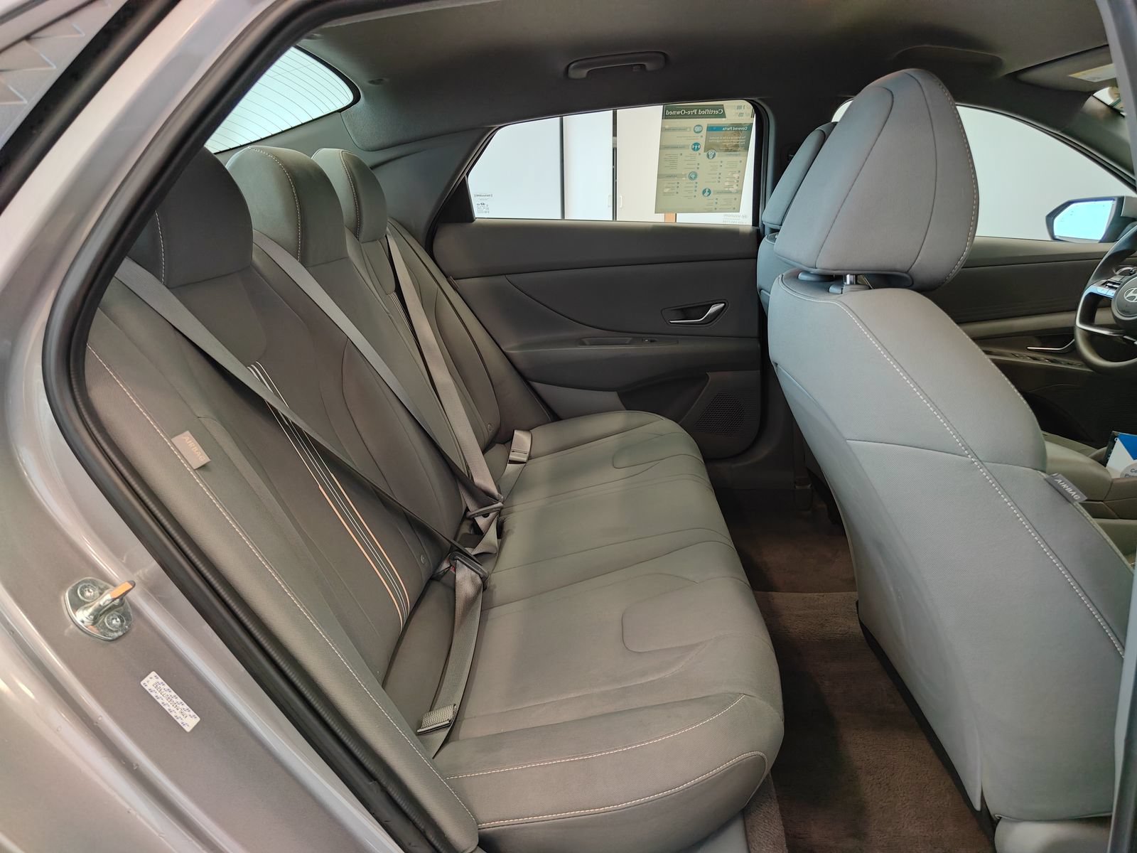 Used 2024 Hyundai Elantra SEL FWD image 13