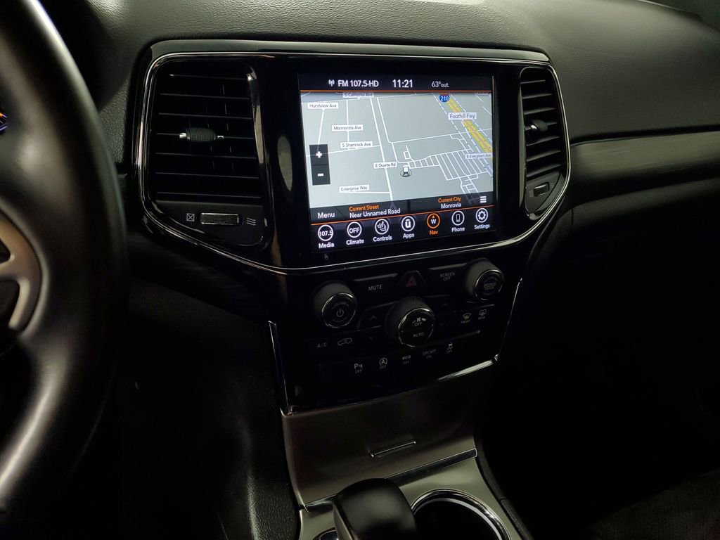 Used 2021 Jeep Grand Cherokee Laredo X RWD image 16