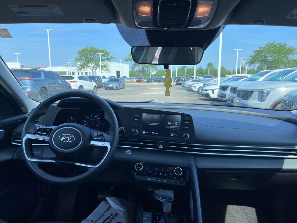 Used 2021 Hyundai Elantra SEL FWD image 21