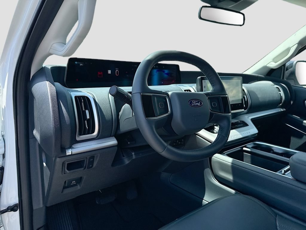 New 2026 Ford Expedition Active RWD image 9