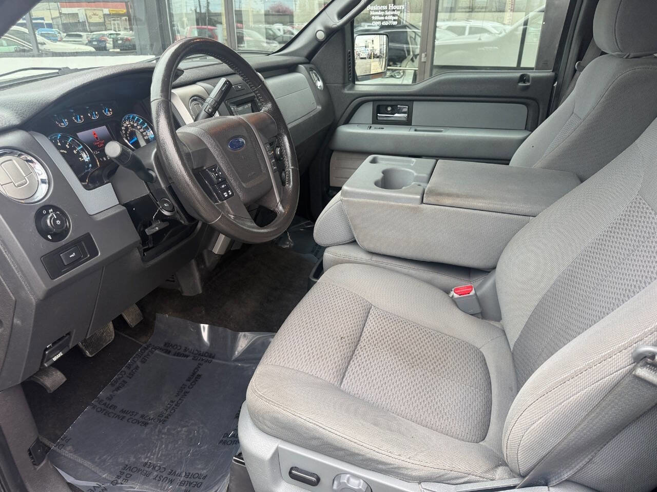 Used 2013 Ford F150 XLT w/ XLT Chrome Pkg image 9