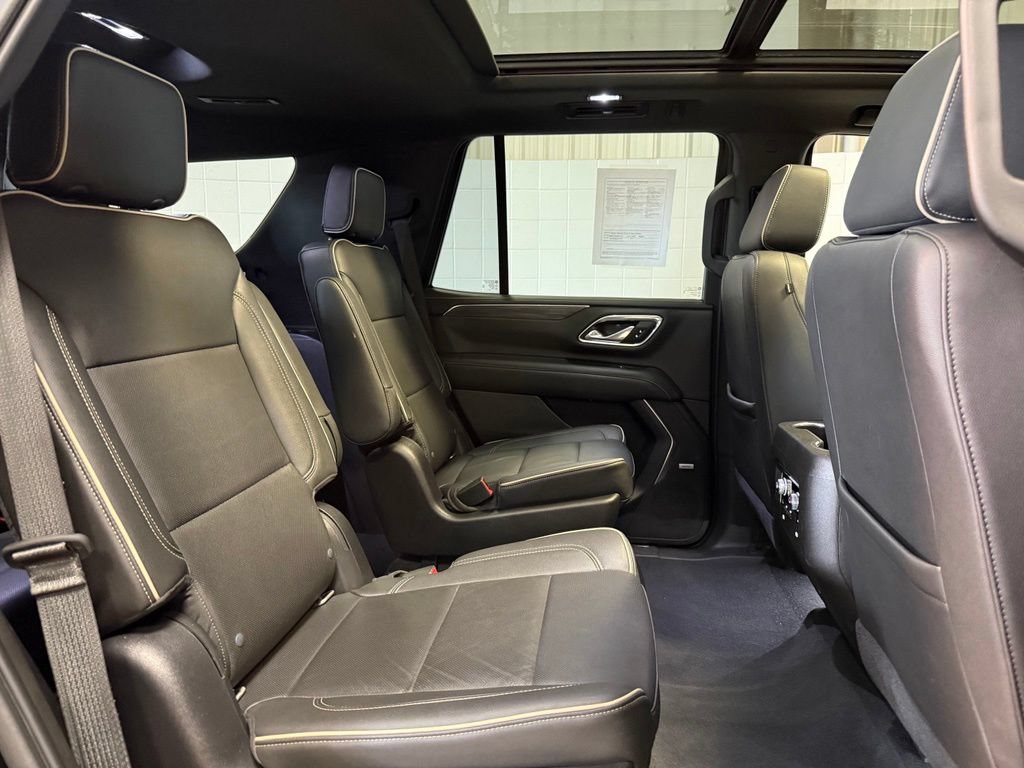 Used 2021 GMC Yukon SLT w/ SLT Luxury Package AWD/4WD image 22
