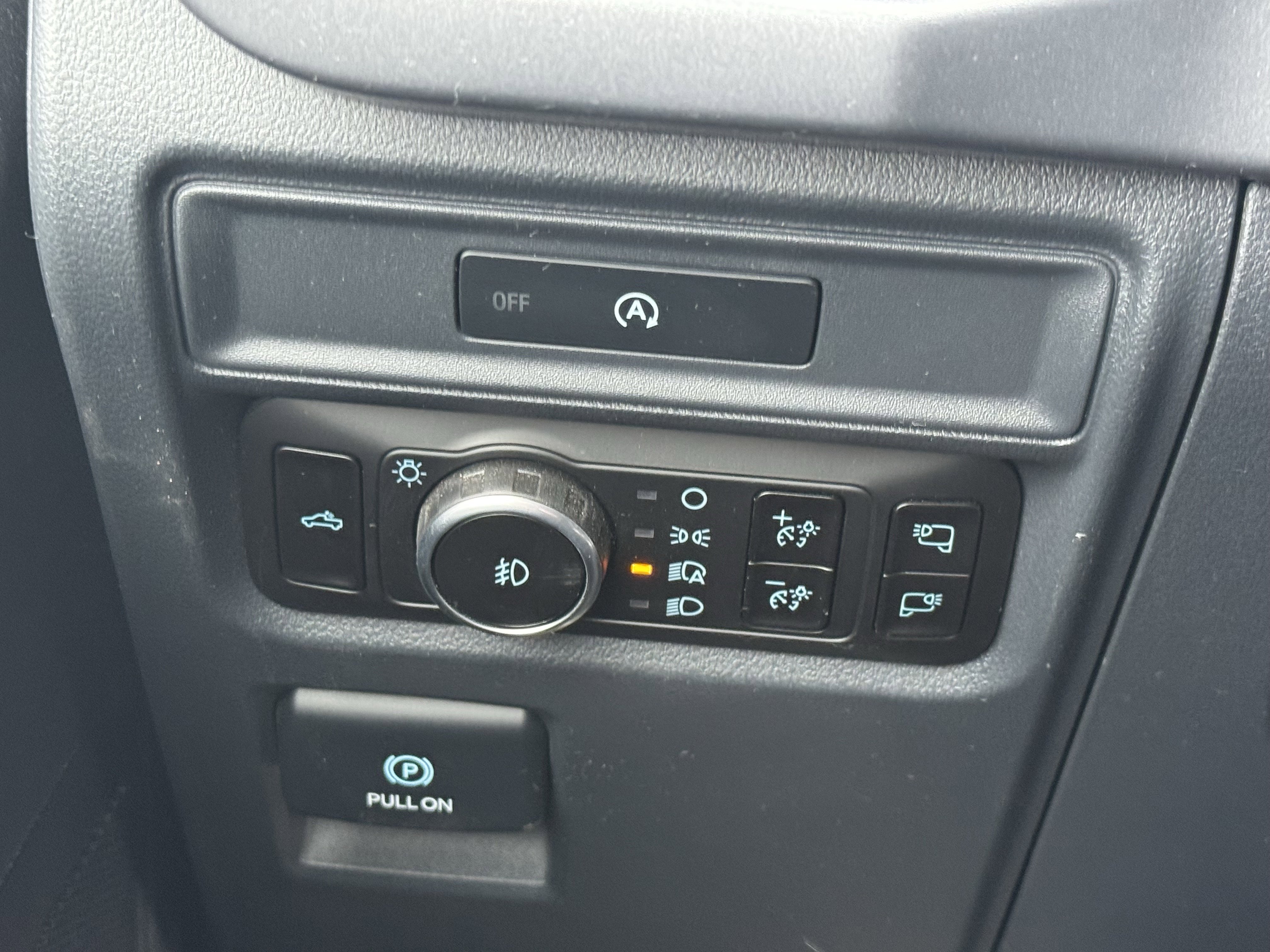 New 2025 Ford F150 XLT w/ Equipment Group 302A MID image 6