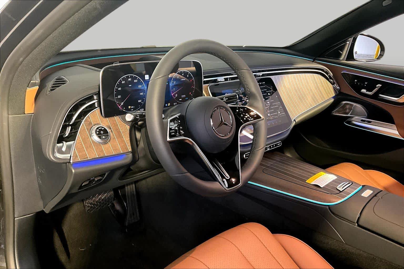 New 2027 Mercedes-Benz E 450 4MATIC Sedan image 9