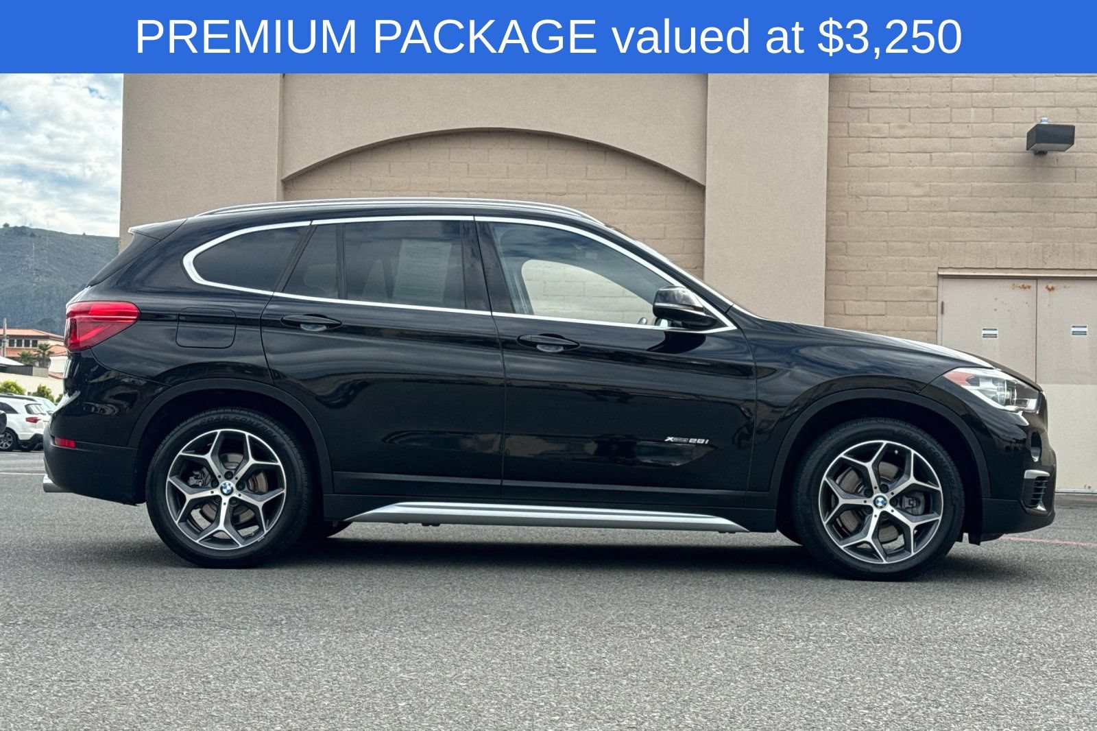 Used 2016 BMW X1 xDrive28i AWD/4WD image 3