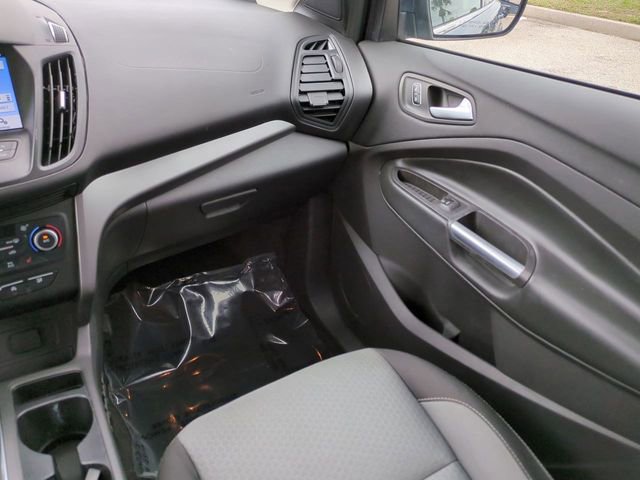 Used 2018 Ford Escape SE w/ SE Sync 3 Package image 17