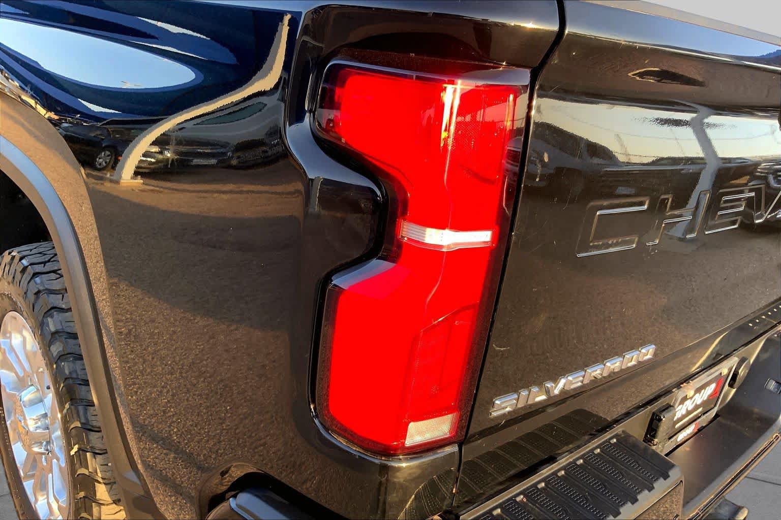 Used 2025 Chevrolet Silverado 2500 LTZ w/ Z71 Chrome Sport Edition AWD/4WD image 29