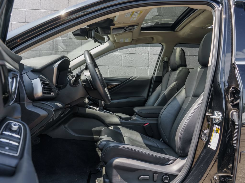 Used 2025 Subaru Outback Touring XT AWD/4WD image 17