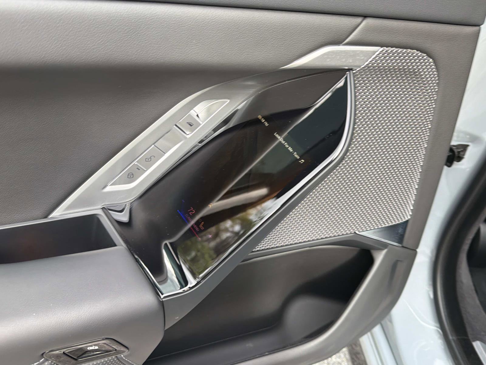 Certified 2025 BMW 760i xDrive AWD/4WD image 13