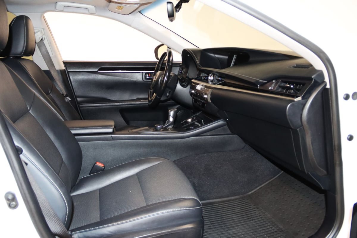 Used 2016 Lexus ES 350 FWD image 49