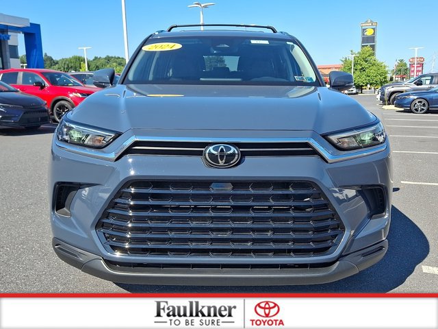 Certified 2024 Toyota Grand Highlander AWD image 2