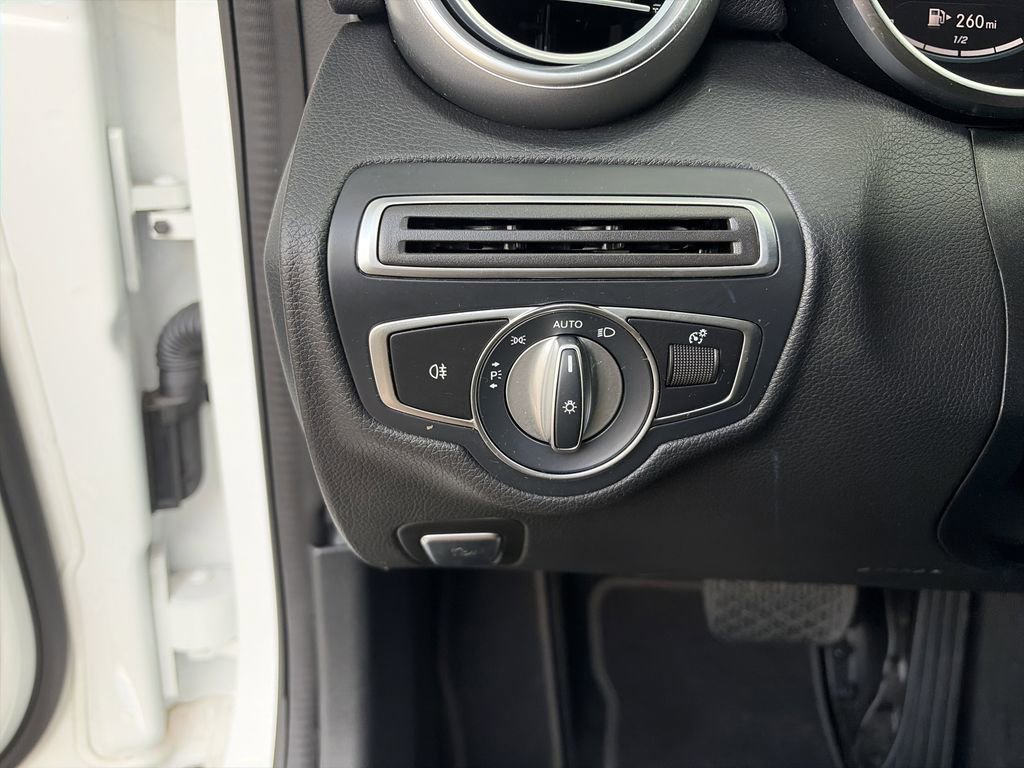 Used 2021 Mercedes-Benz C 300 Sedan w/ Premium Package image 20