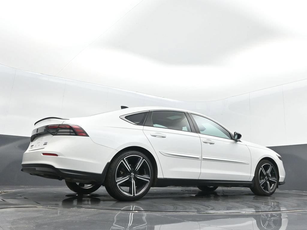 Used 2024 Honda Accord Sport image 23