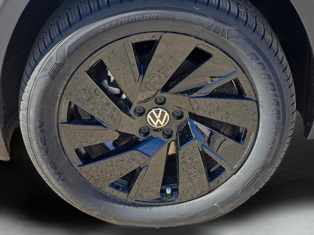 New 2026 Volkswagen Atlas SE image 8