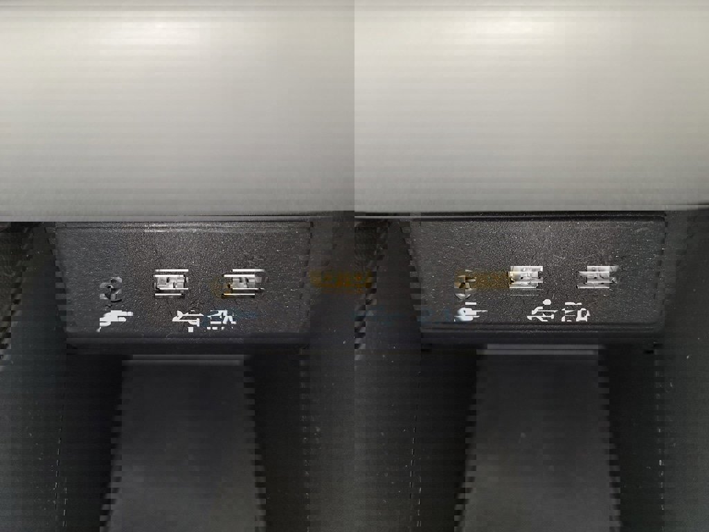 Used 2022 Subaru Outback Premium image 23