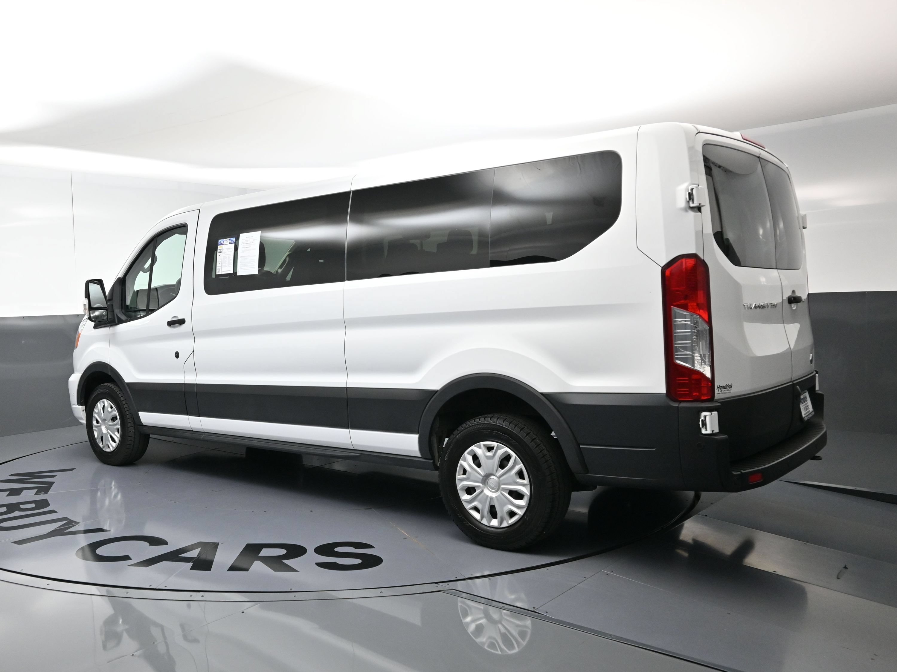 Used 2022 Ford Transit 350 XLT RWD image 29