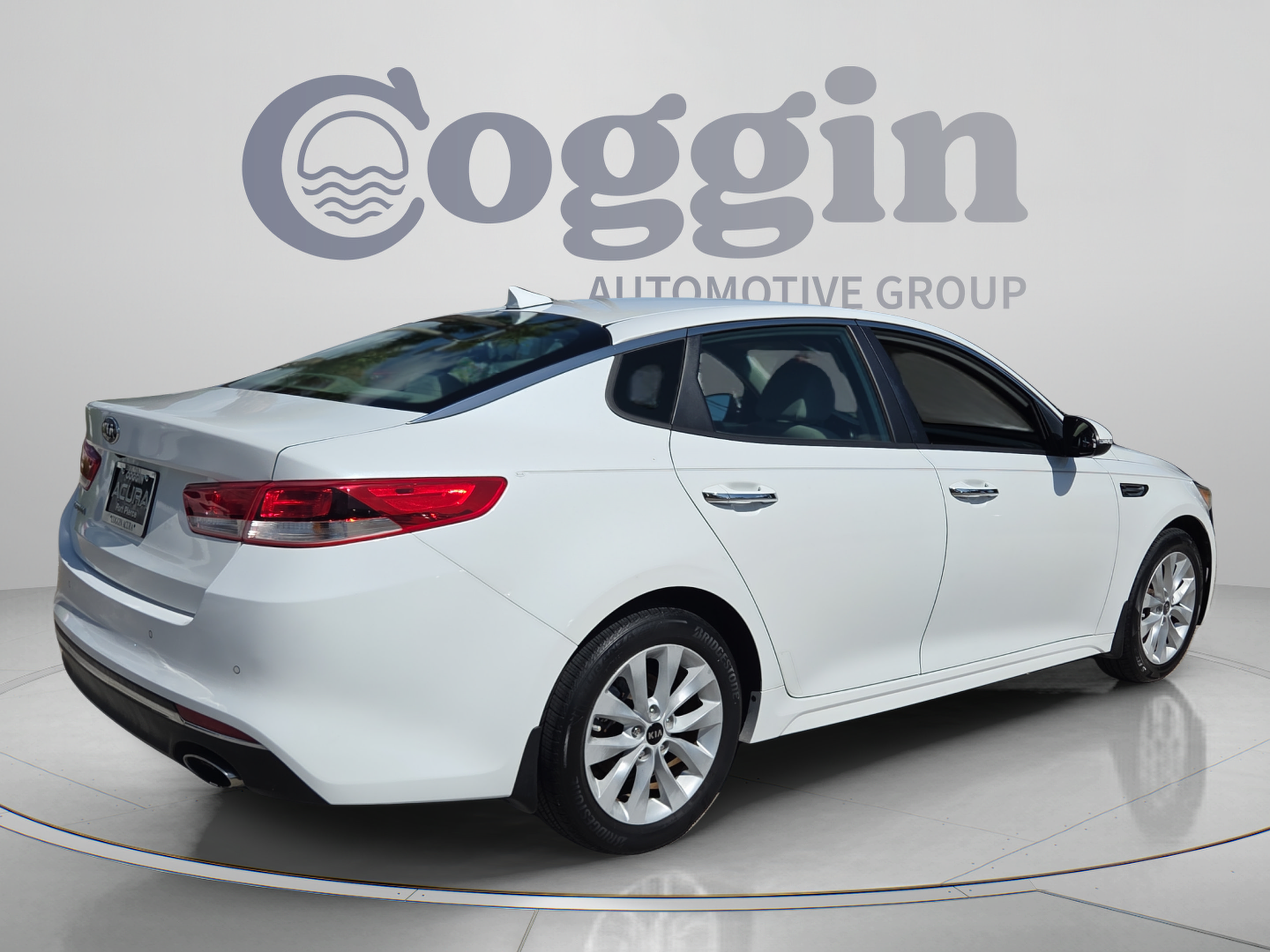Used 2018 Kia Optima LX w/ Convenience Package FWD image 5