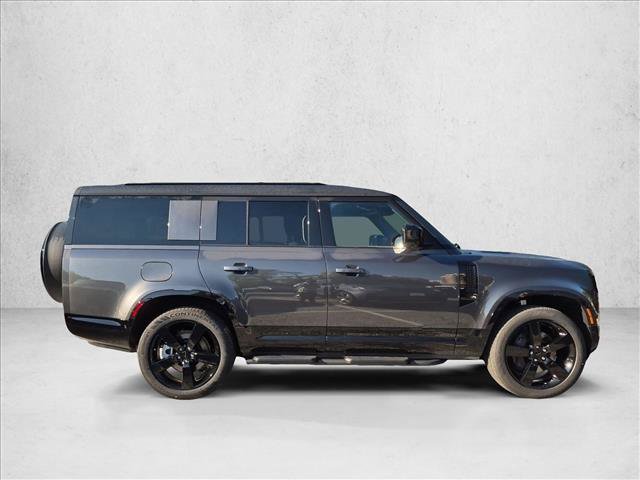 New 2026 Land Rover Defender 130 X-Dynamic SE AWD/4WD image 4