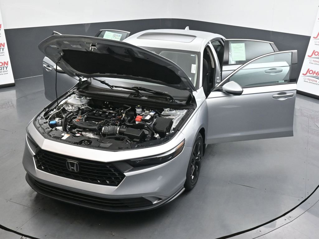 Used 2024 Honda Accord EX image 40