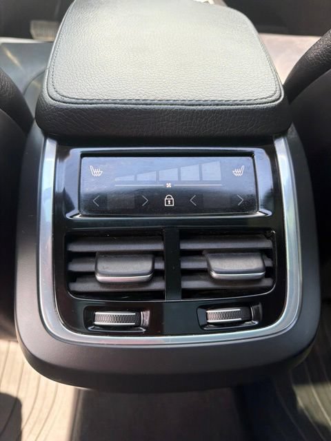 Used 2019 Volvo XC90 T6 Momentum w/ Advanced Package AWD/4WD image 11