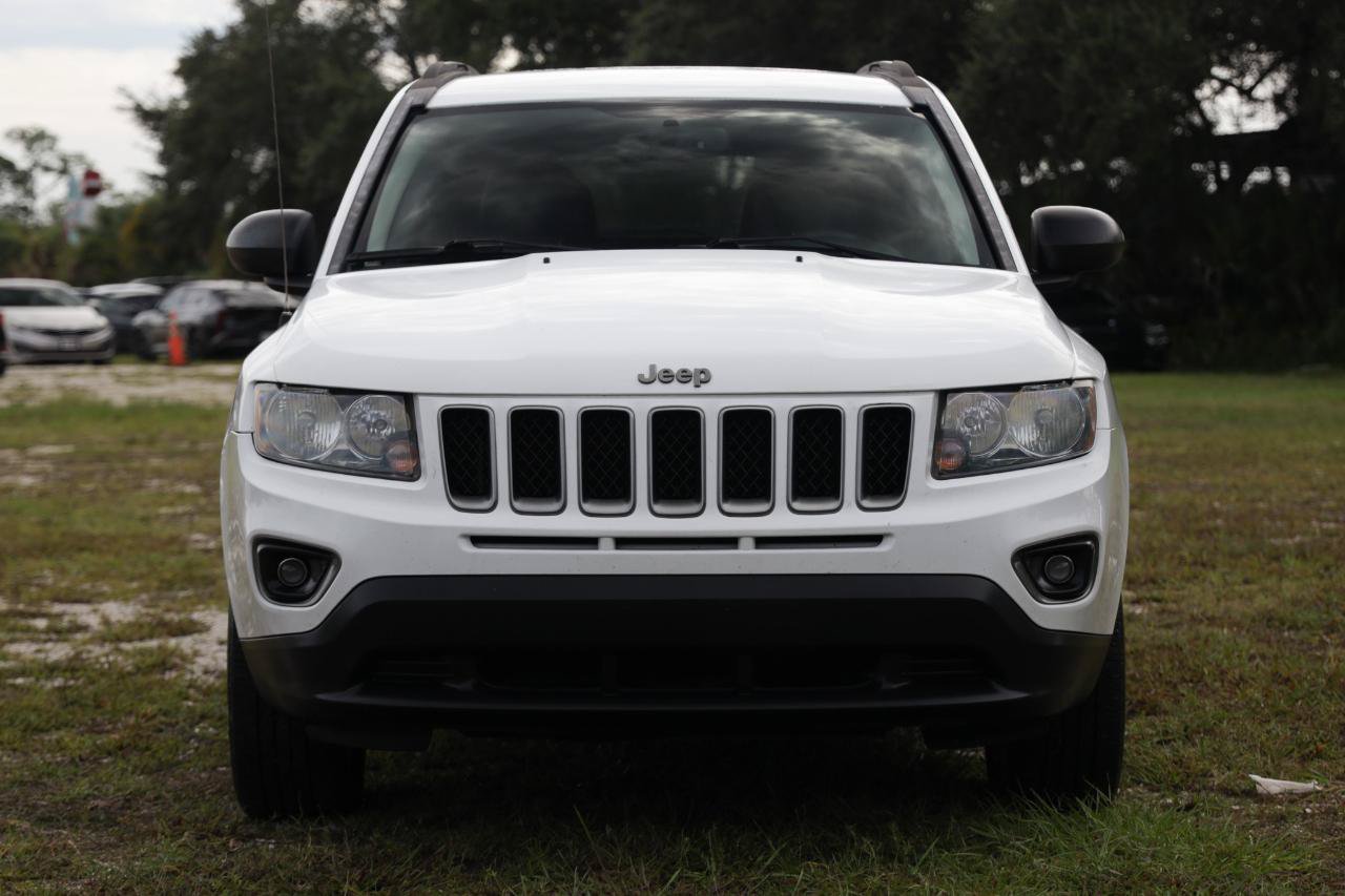 Used 2016 Jeep Compass Sport w/ Power Value Group FWD image 17