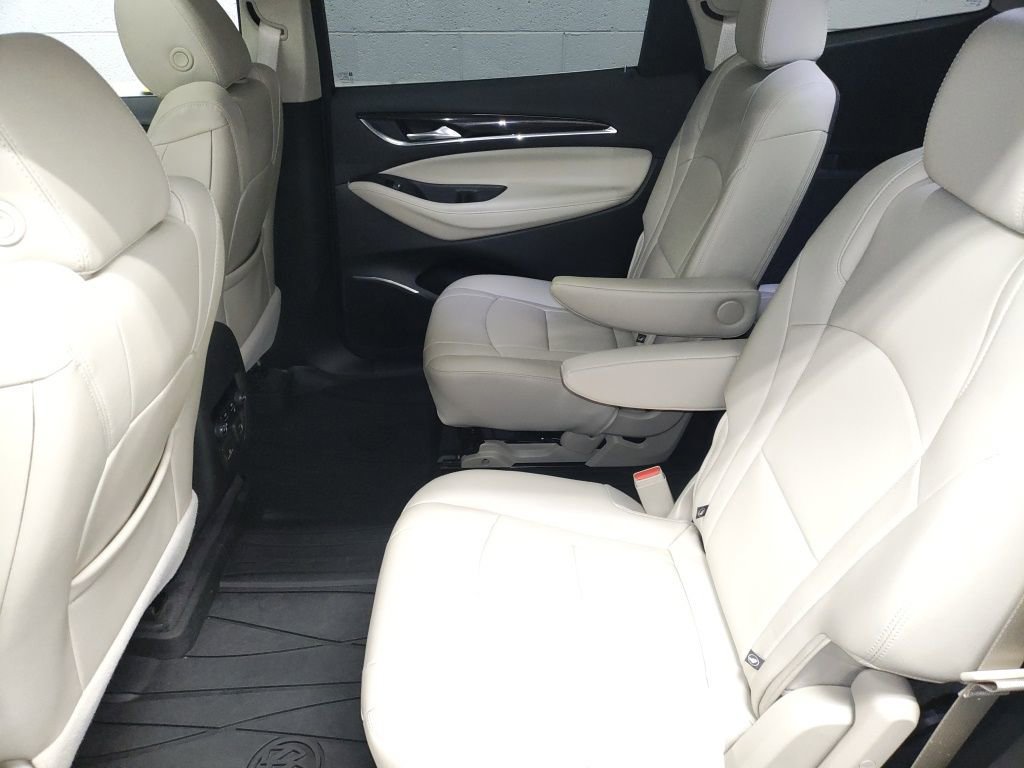 Used 2020 Buick Enclave Premium w/ Sun and Sites Package image 28