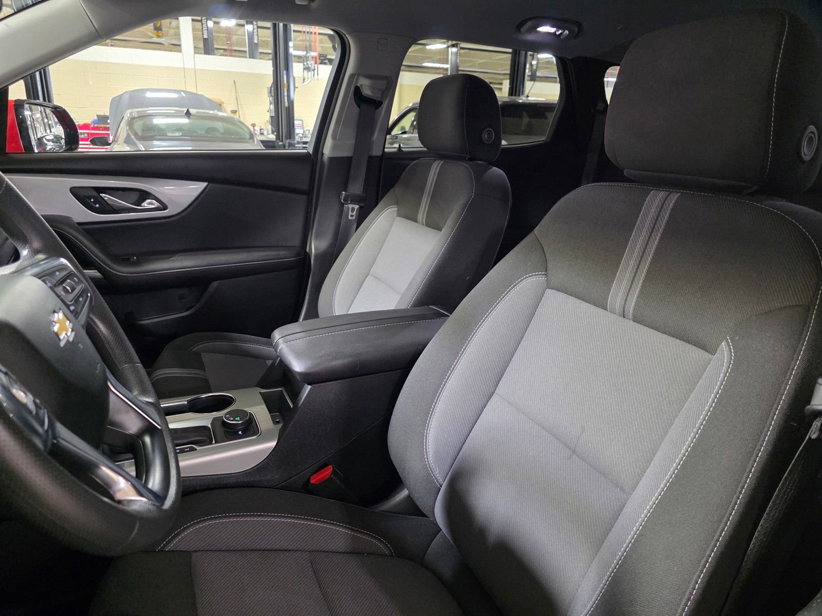 Used 2025 Chevrolet Blazer LT image 22