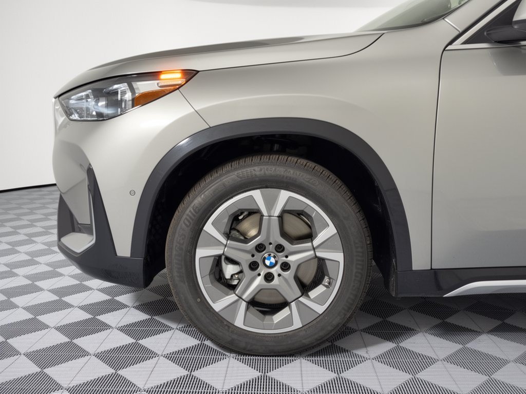 New 2027 BMW X1 xDrive28i AWD/4WD image 13
