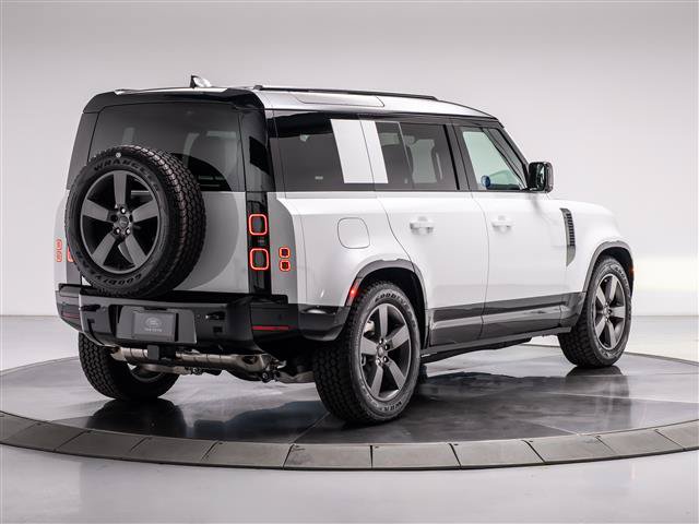 New 2026 Land Rover Defender 110 X-Dynamic SE AWD/4WD image 5