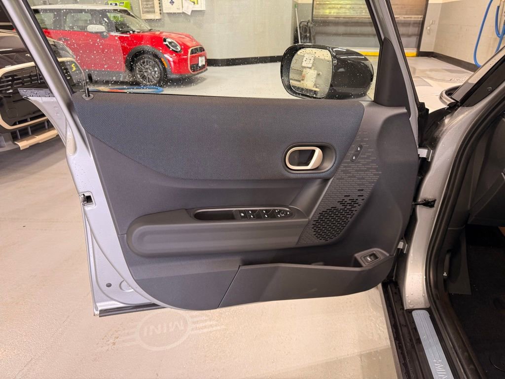 Used 2025 MINI Cooper S image 10
