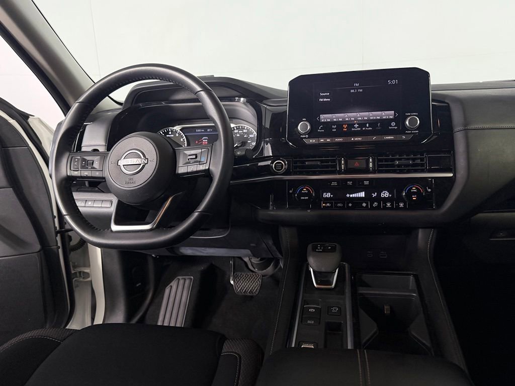 Used 2024 Nissan Pathfinder SV w/ Black Appearance Package FWD image 14