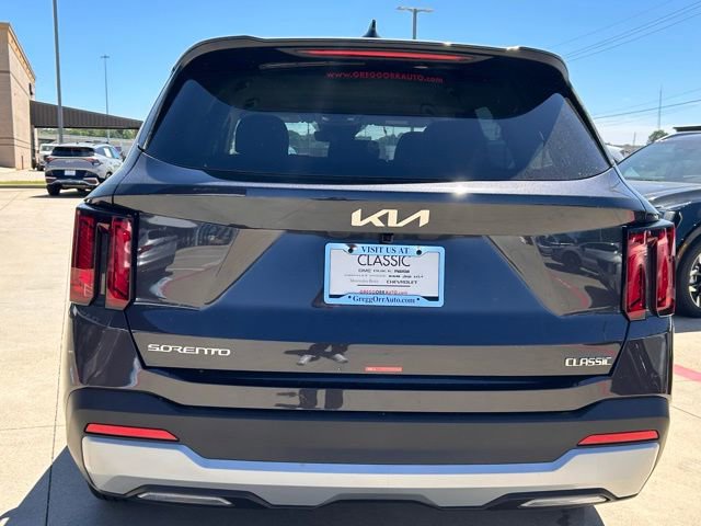 Used 2026 Kia Sorento LX FWD image 7