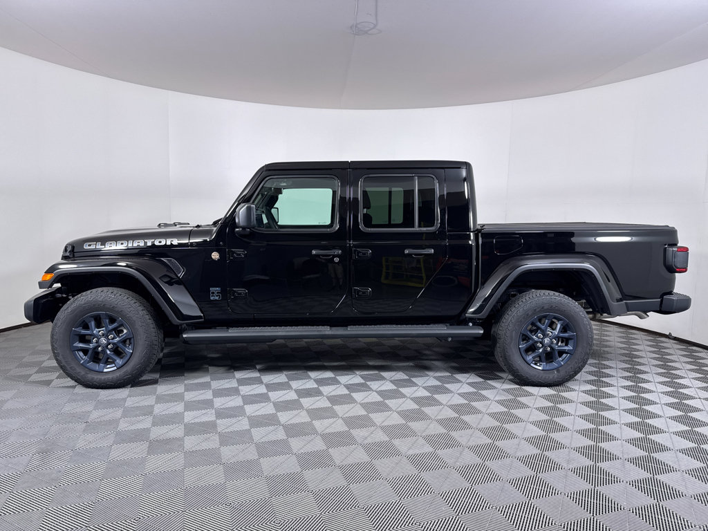 New 2026 Jeep Gladiator Sport AWD/4WD image 15