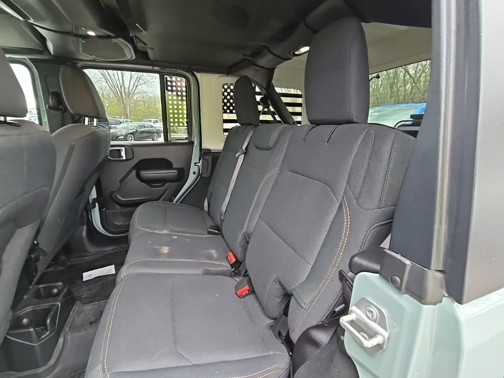 Used 2024 Jeep Wrangler Sport S image 16