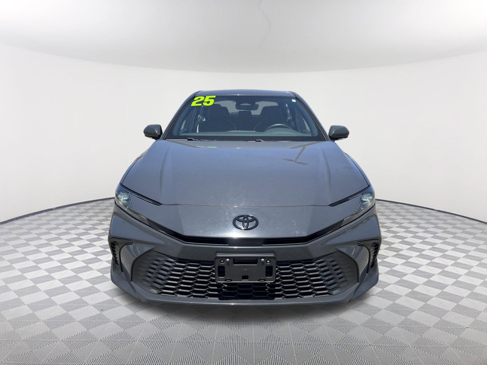 Certified 2025 Toyota Camry SE w/ Convenience Package AWD/4WD image 2