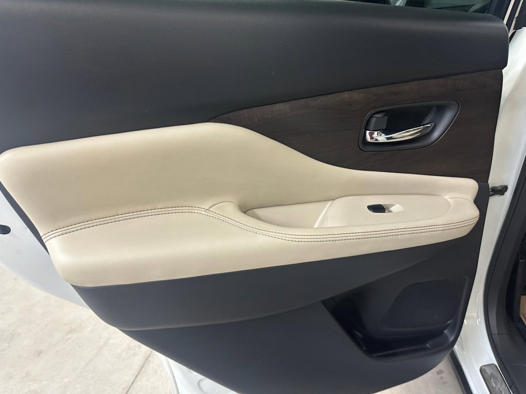 Used 2021 Nissan Murano Platinum w/ Cargo Package AWD/4WD image 18