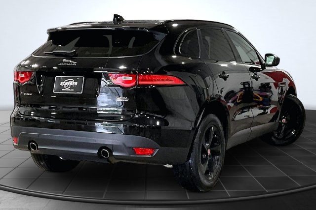 Used 2019 Jaguar F-PACE Prestige AWD/4WD image 2