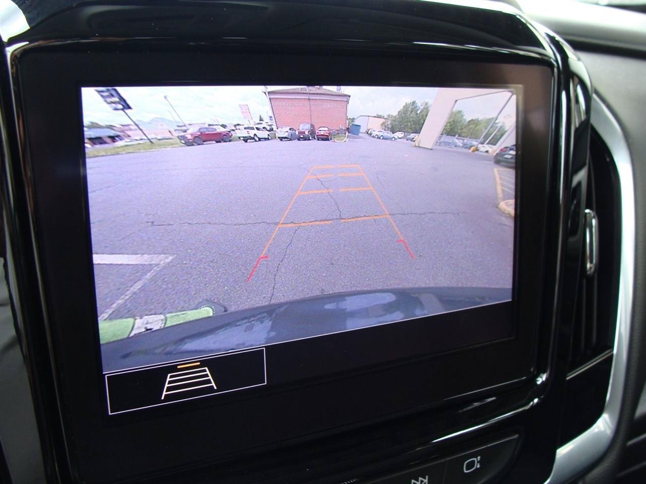 Used 2020 Chevrolet Traverse LT AWD/4WD image 23