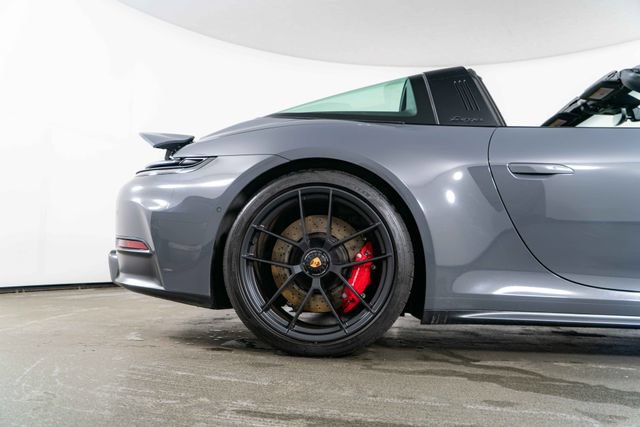 Used 2025 Porsche 911 Targa 4 GTS AWD/4WD image 10