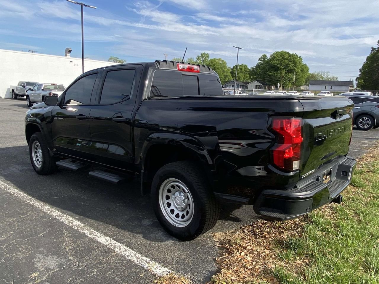 Used 2025 Chevrolet Colorado W/T w/ Advanced Trailering Package image 5