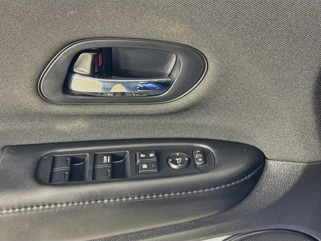 Used 2022 Honda HR-V Sport image 23