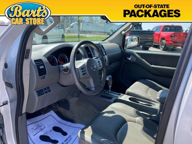 Used 2013 Nissan Frontier SL w/ Moonroof Pkg image 27