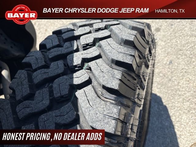 Used 2024 Jeep Wrangler Willys image 19