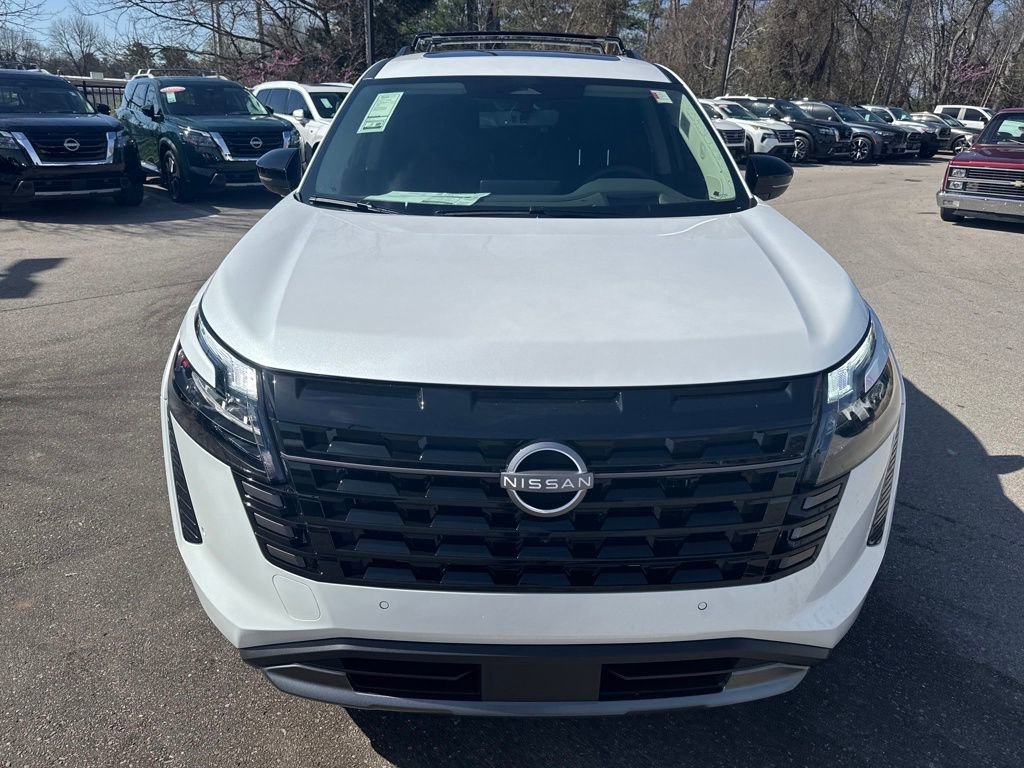 New 2026 Nissan Pathfinder Platinum FWD image 9