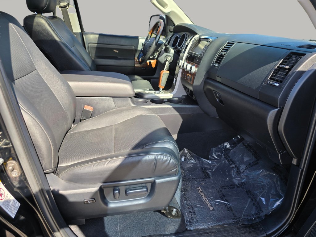 Used 2011 Toyota Tundra Limited w/ Platinum Pkg AWD/4WD image 26