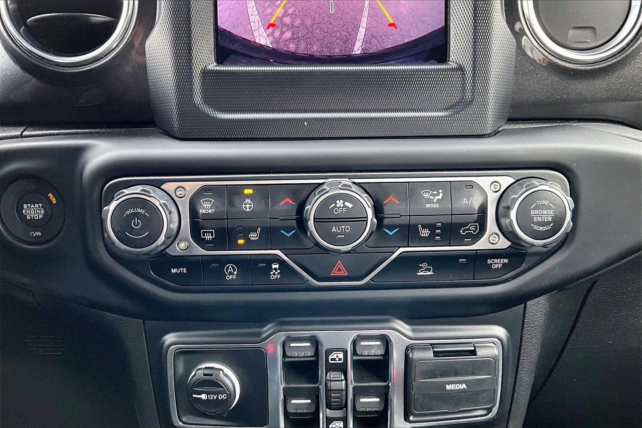 Certified 2021 Jeep Wrangler Unlimited Sahara image 17