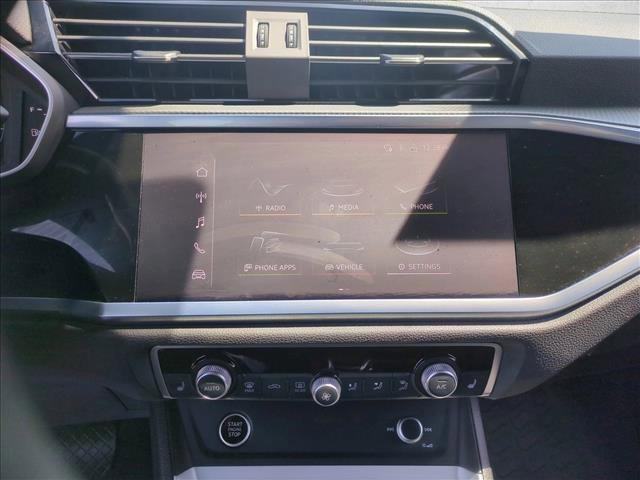 Used 2022 Audi Q3 2.0T Premium image 13