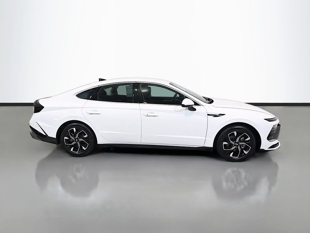 Used 2024 Hyundai Sonata SEL FWD image 8