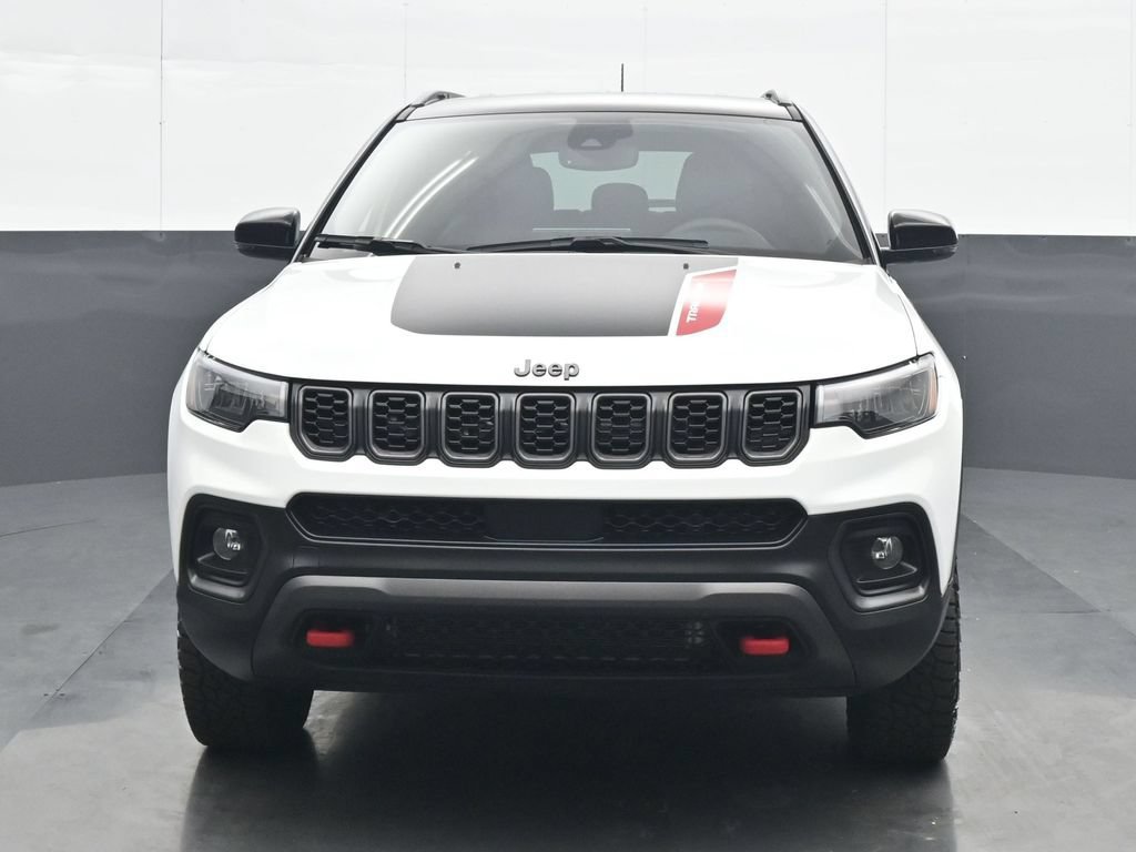 Used 2026 Jeep Compass Trailhawk AWD/4WD image 1
